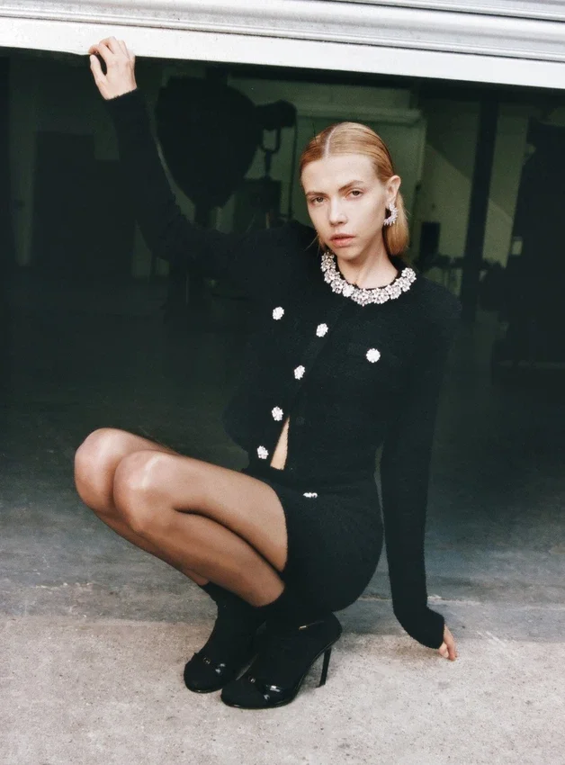 Black Knit Mini Skirt Black Knit Mini Skirt
