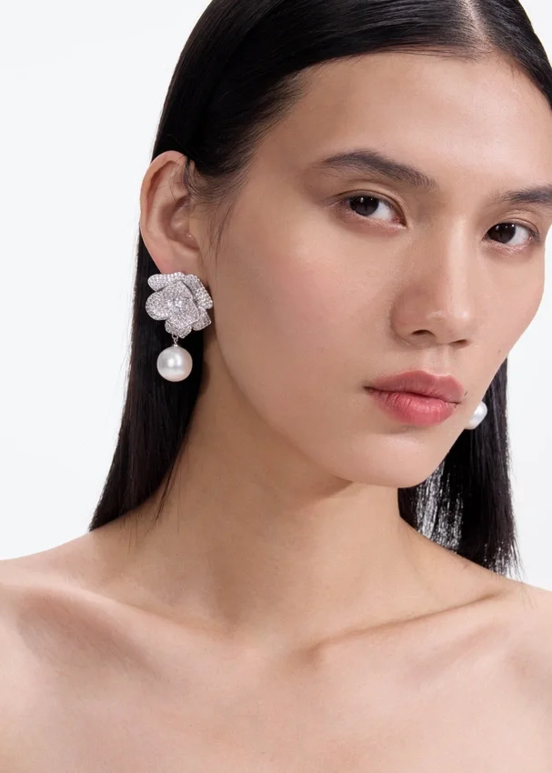 Crystal Flower Pearl Earrings Crystal Flower Pearl Earrings