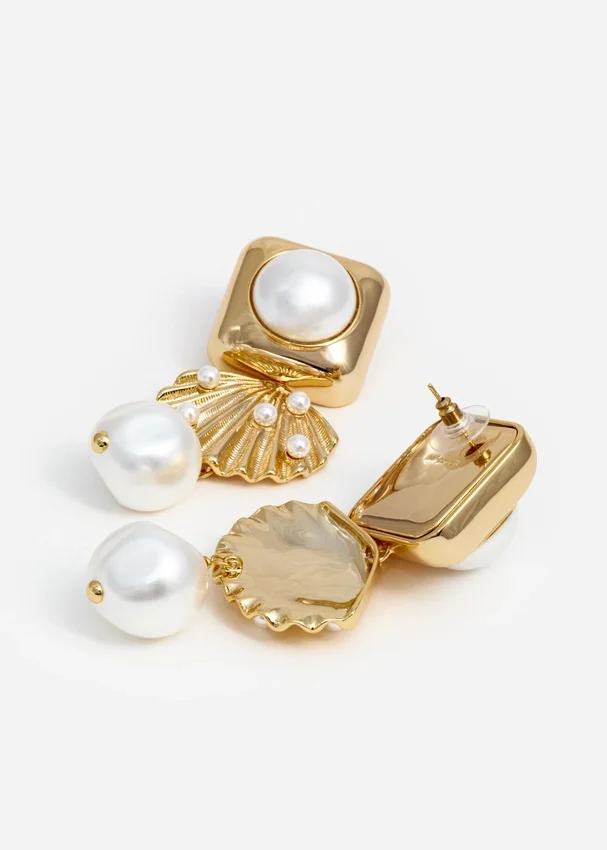 Gold Pearl Shell Earrings Gold Pearl Shell Earrings