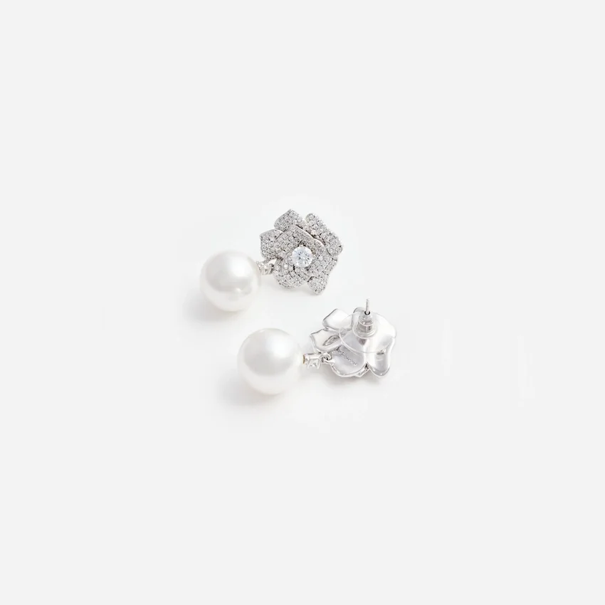Mini Crystal Flower Pearl Earrings Mini Crystal Flower Pearl Earrings