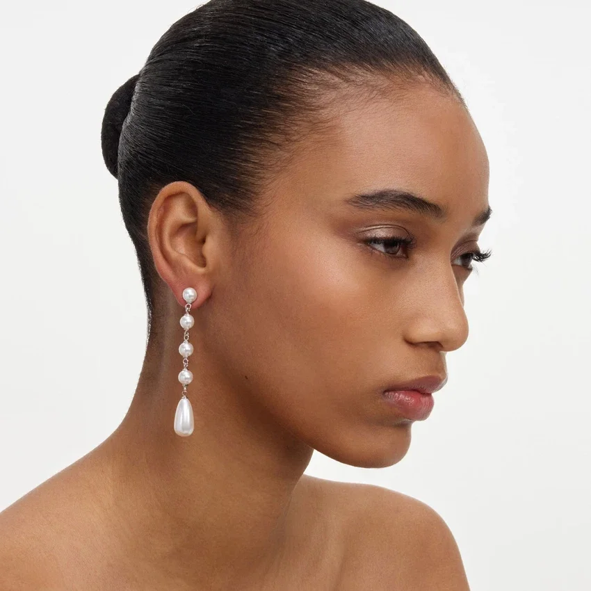 Pearl Droplet Earrings Pearl Droplet Earrings