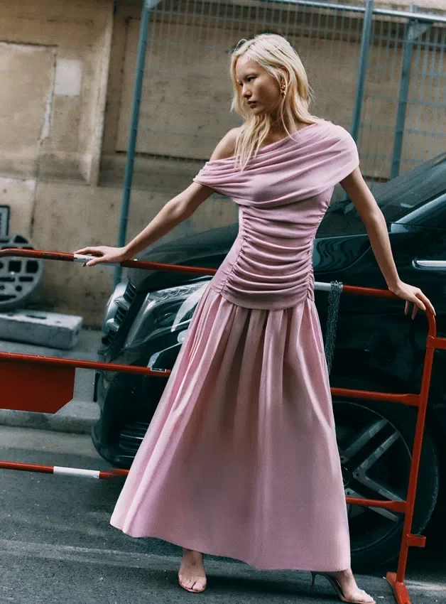 Pink Cotton Draped Knit Midi Dress Pink Cotton Draped Knit Midi Dress