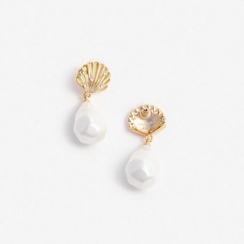 Tiered Shell Earrings Tiered Shell Earrings